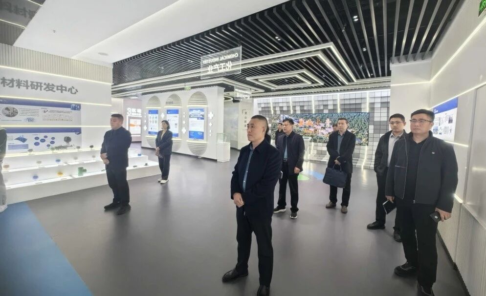 深挖提质增效潜能 对标铸造升级新优势——南宫app集团部分职能部室赴山东鲁泰控股集团开展对标交流运动